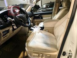 تۆیۆتا لاند کروزەر